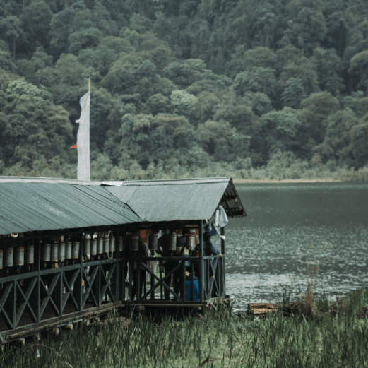 Sikkim Gangtok Darjeeling Tour Package with Holidays Crowd