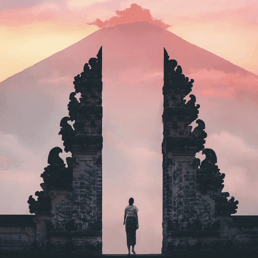Bali luxury honeymoon tour package with Holidays crowd