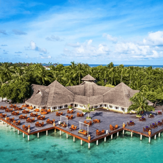 Sun Siyam Olhuveli Maldives Tour Package with Holidays crowd