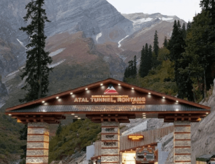 Atal Tunnel Himachal tour packages by HolidaysCrowd