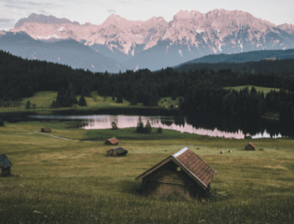 Kashmir Pahalgam Gulmarg Srinagar Tour Packages with Holidays crowd