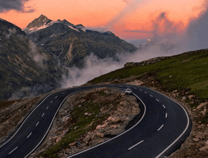 Rohtang Himachal tour packages by HolidaysCrowd